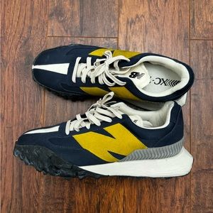 Mens Shoe size 11.5 - New Balance XC 72